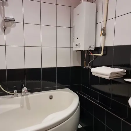 2 Bedroom Next To Hall With Parking Apartamento *