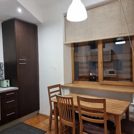 Apartamento 2 Bedroom Next To Hall With Parking Riga